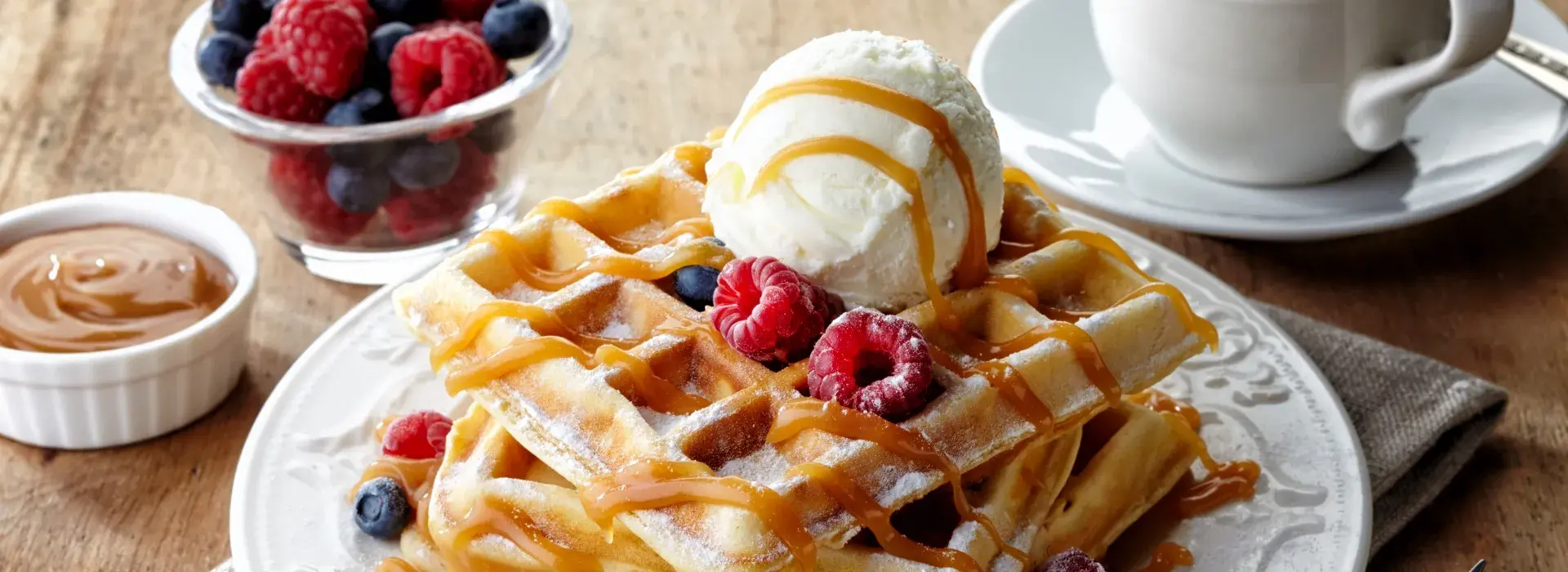Dale un giro a tu desayuno con estos Waffles con Helado